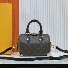 Louis Vuitton Speedy Bags